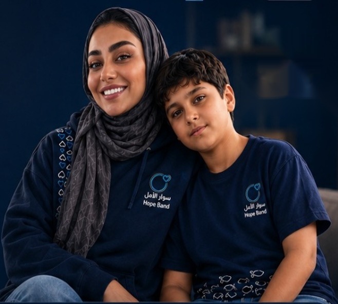 ساره كريمي وابنها